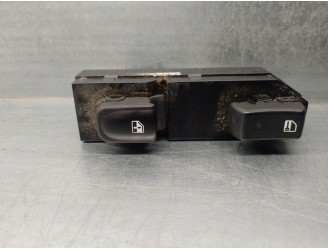 Recambio de mando elevalunas delantero derecho para kia magentis 2.0 crdi referencia OEM IAM 935752G100S8  