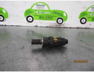 Recambio de inyector para hyundai h 1 2.5 turbodiesel referencia OEM IAM 002EU03 002EU03 LUCAS