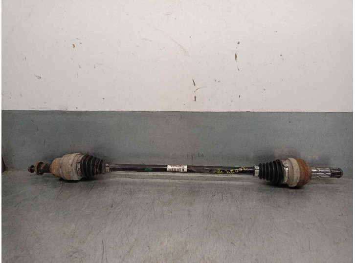 Recambio de transmision trasera derecha para volvo xc90 2.4 diesel cat referencia OEM IAM P30651528  