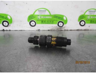 Recambio de inyector para hyundai h 1 2.5 turbodiesel referencia OEM IAM 002EU03 002EU03 LUCAS