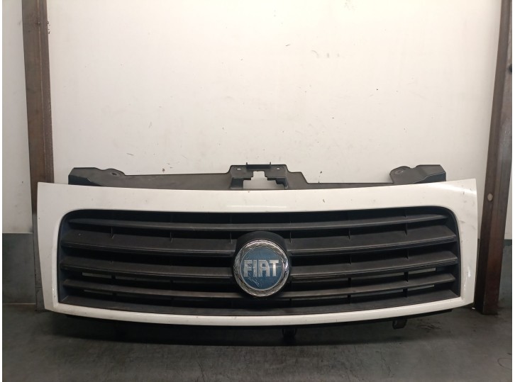 Recambio de rejilla delantera para fiat scudo autobús (270_, 272_) 1.6 d multijet referencia OEM IAM 1497652898 1497652898 