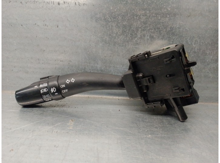 Recambio de mando luces para kia magentis 2.0 crdi referencia OEM IAM 202004729 202004729 