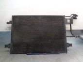 Replacement air conditioning condenser / radiator for Volkswagen Passat saloon (3B2) 1.9 TDI OEM IAM reference 8D0260401G