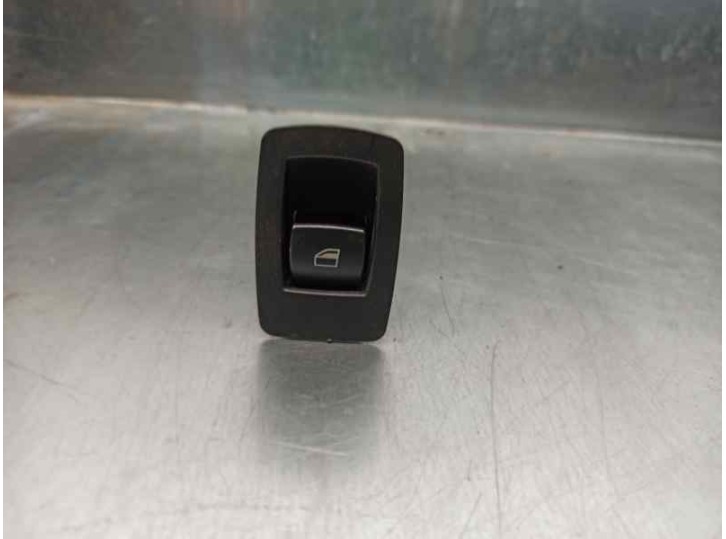 Recambio de mando elevalunas trasero izquierdo para bmw serie 3 touring (e91) 2.0 turbodiesel cat referencia OEM IAM 6945874 