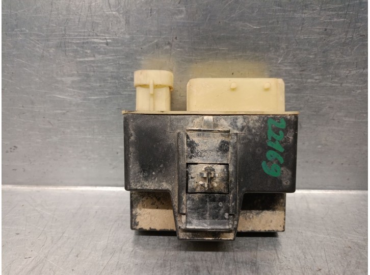 Recambio de caja precalentamiento para opel combo e tour / life (k9) 1.5 referencia OEM IAM 9662570880 