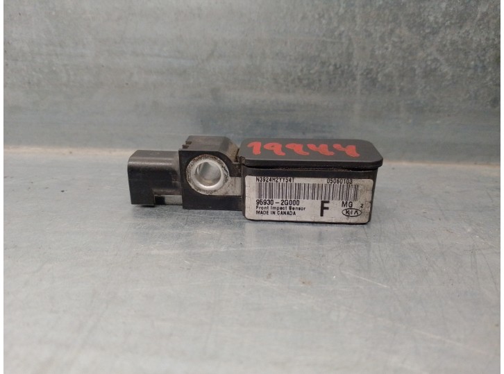 Recambio de sensor impacto para kia magentis 2.0 crdi referencia OEM IAM 959302G000 05060103 