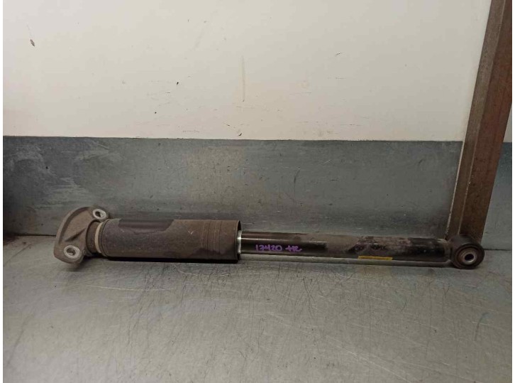 Recambio de amortiguador trasero derecho para chevrolet cruze 2.0 diesel cat referencia OEM IAM 13412142  