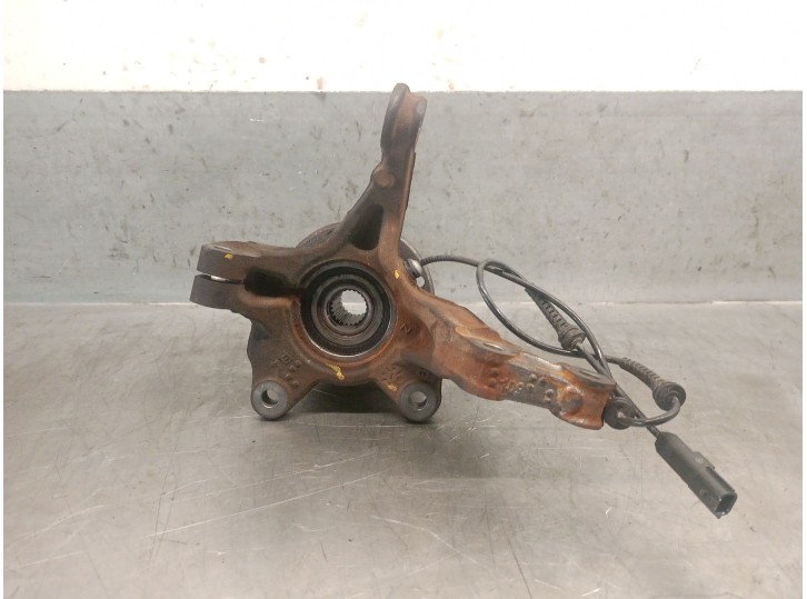 Recambio de mangueta delantera izquierda para dacia sandero iii 1.0 tce 90 referencia OEM IAM 400156199R 400156199R 