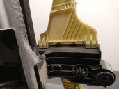 Recambio de elevalunas delantero izquierdo para opel combo e tour / life (k9) 1.5 referencia OEM IAM 9830335880 9817212180 