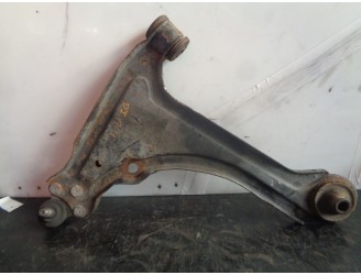 Recambio de brazo suspension inferior delantero izquierdo para opel calibra 2.0 referencia OEM IAM 352077 