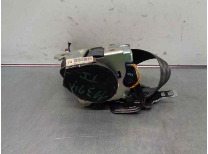 Replacement rear left seat belt for Citroën C6 2.7 V6 HDi FAP cat (UHZ / DT17TED4) OEM IAM reference 96435116