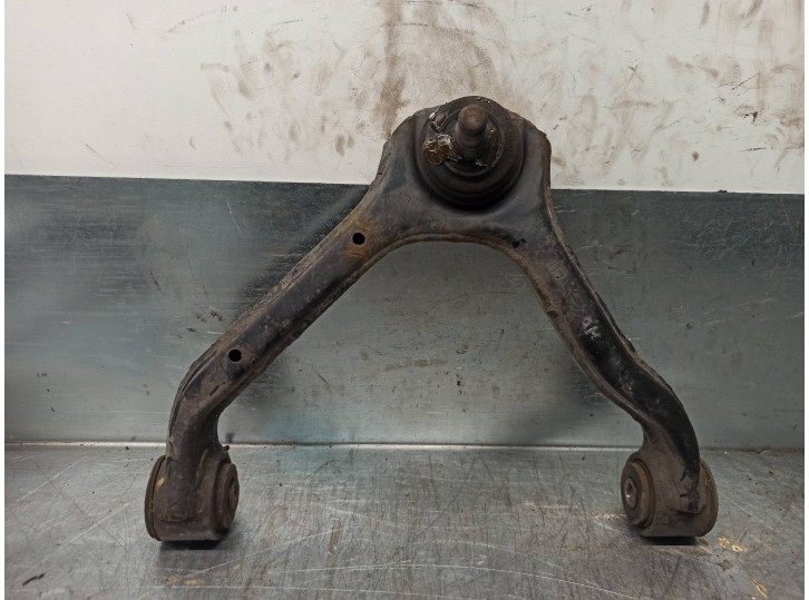 Recambio de brazo suspension superior delantero izquierdo para ssangyong kyron 2.0 referencia OEM IAM 4440109001 4440109001 