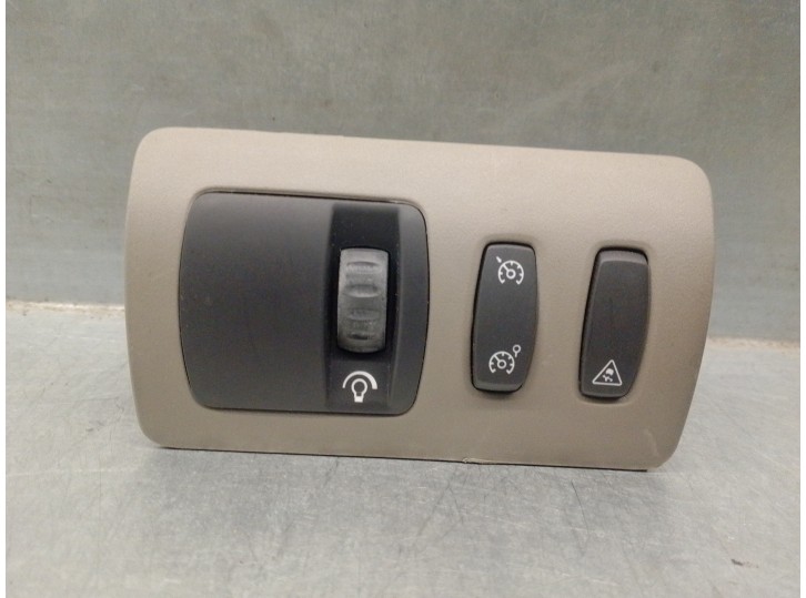 Recambio de mando luces salpicadero para renault clio iii 1.4 16v referencia OEM IAM 8200407756 8200407757 