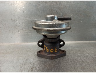 Recambio de valvula egr para chevrolet cruze 2.0 diesel cat referencia OEM IAM 96440383  