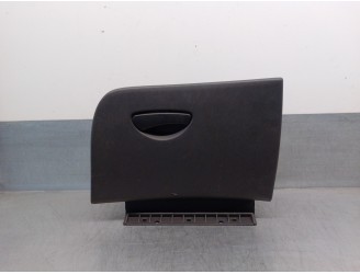 Replacement glove box for Ford Focus sedan (CAK) 1.8 16V cat OEM IAM reference 1333343 