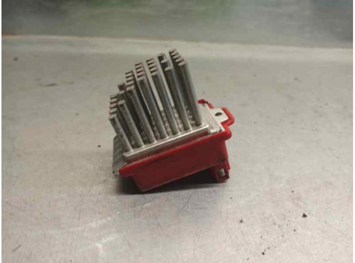 Replacement heater resistor for Seat Alhambra (7V9) 1.9 TDI OEM IAM reference 1J0907521 5DS00646701 HELLA