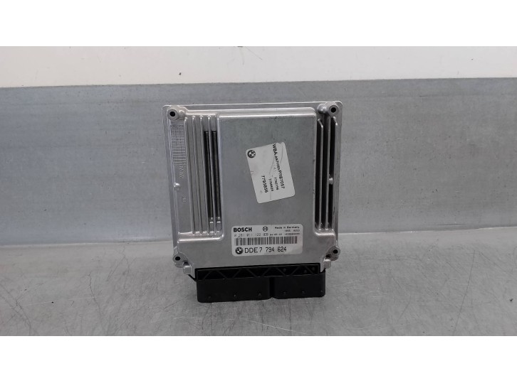 Recambio de centralita motor uce para bmw serie 3 berlina (e46) 2.0 16v diesel cat referencia OEM IAM 7794624 0281011122 BOSCH