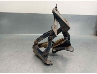 Recambio de bisagra capot para ssangyong musso 2.9 d referencia OEM IAM 6183005000 6184005000 
