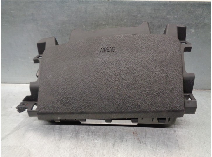 Replacement front left airbag for Hyundai i40 1.7 CRDi CAT OEM IAM reference 569703Z100RY 