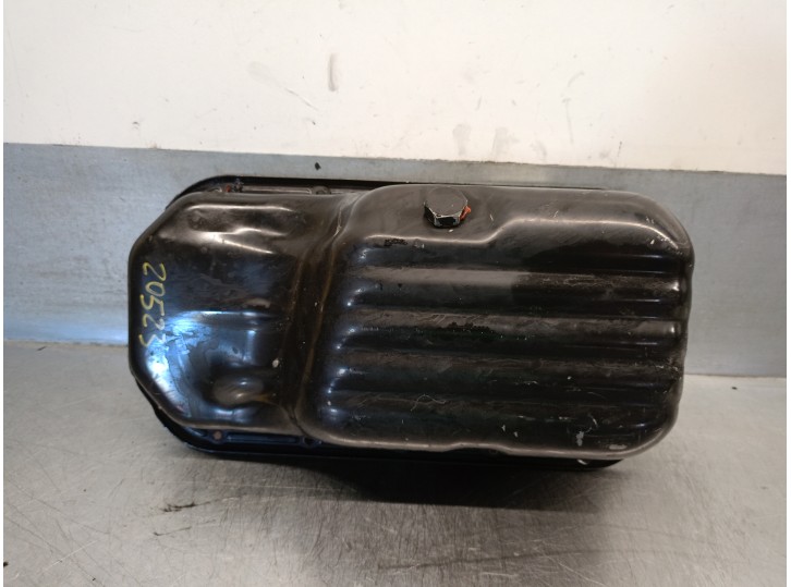 Recambio de carter para opel corsa b city referencia OEM IAM 8944685690  