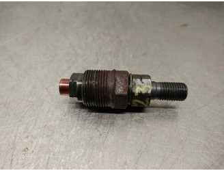 Recambio de inyector para opel corsa b city referencia OEM IAM 881090 