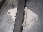 Recambio de elevalunas trasero izquierdo para ssangyong kyron 2.0 referencia OEM IAM 7331109000 2 PINES 5 PUERTAS