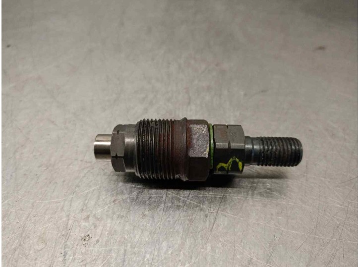 Recambio de inyector para opel corsa b city referencia OEM IAM 881090 