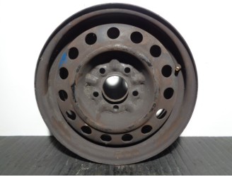 Recambio de llanta para hyundai santa fe (sm) 2.4 gls referencia OEM IAM 529103A020 R156JX15CH46 HIERRO