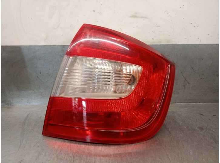 Recambio de piloto trasero derecho para skoda rapid (nh3, nk3, nk6) 1.6 tdi referencia OEM IAM 5JH945112 5JH945112 