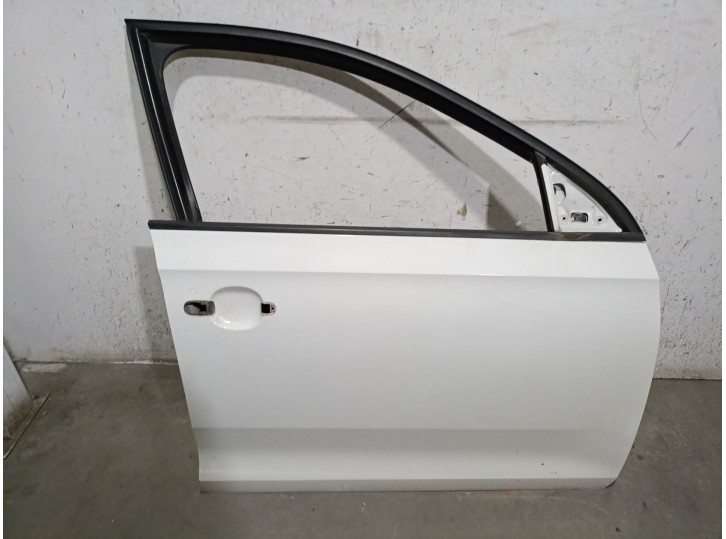 Recambio de puerta delantera derecha para skoda rapid (nh3, nk3, nk6) 1.6 tdi referencia OEM IAM 5JA831052C 5JA831052C 