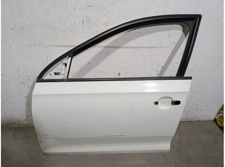 Recambio de puerta delantera izquierda para skoda rapid (nh3, nk3, nk6) 1.6 tdi referencia OEM IAM 5JA831051C 5JA831051C 