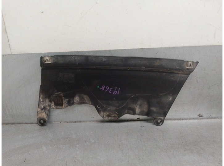 Recambio de molduras traseras para bmw serie 1 cabrio (e88) 2.0 turbodiesel cat referencia OEM IAM 51127183874  