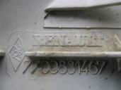 Recambio de piloto delantero derecho para renault megane ii berlina 5p 1.9 dci diesel referencia OEM IAM 7700831467 