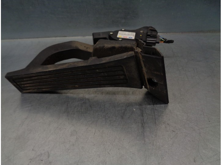 Recambio de potenciometro pedal para hyundai i40 1.7 crdi cat referencia OEM IAM 327003Z000 327263Z000 
