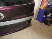 Recambio de porton trasero para ssangyong kyron 2.0 referencia OEM IAM 6400108302 MORADO 5 PUERTAS