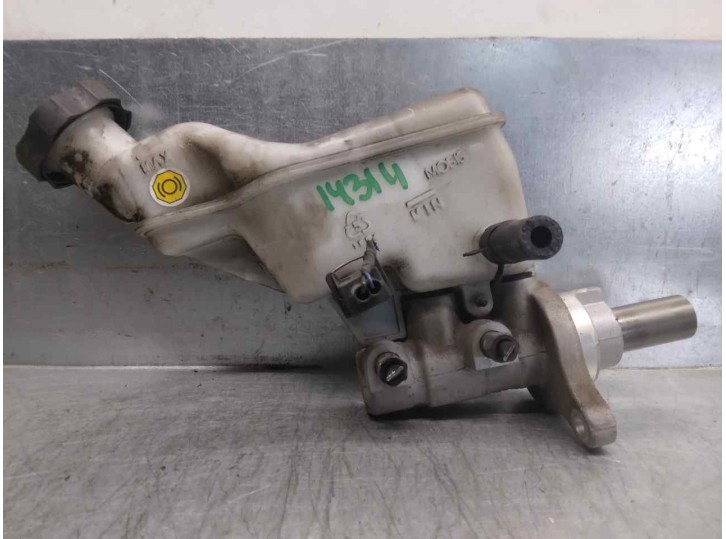 Recambio de bomba freno para hyundai i40 1.7 crdi cat referencia OEM IAM 585103Z000  