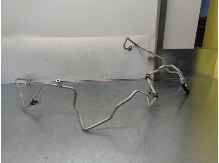 Recambio de tubos aire acondicionado para dacia duster 1.2 16v tce cat referencia OEM IAM 924409059R  