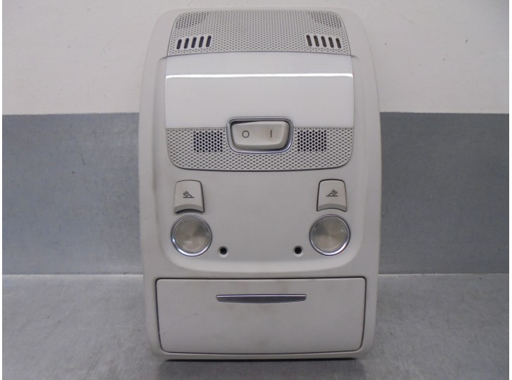 Recambio de luz interior para audi a4 ber. (b8) 2.0 16v tdi referencia OEM IAM 8T0947135BF 80916200 