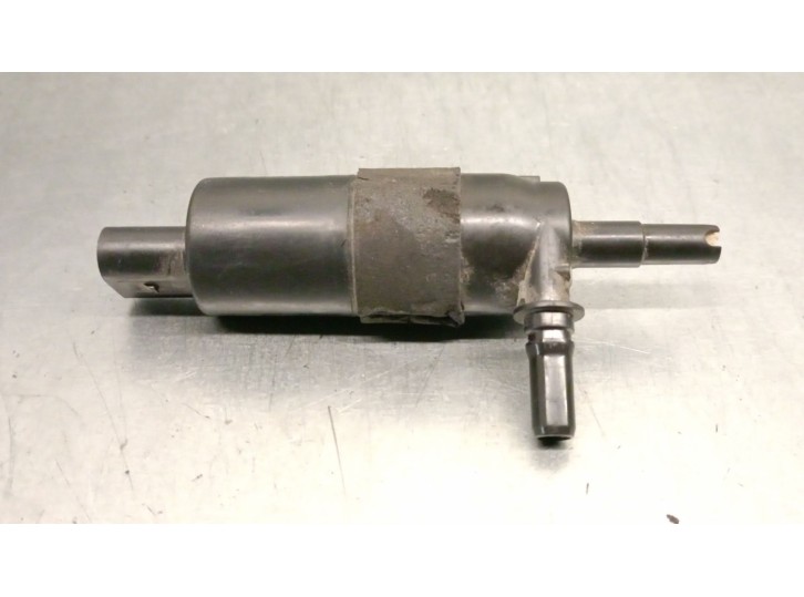 Recambio de bomba limpia para audi a4 b8 avant (8k5) rs4 quattro referencia OEM IAM 8K0955681 8K0955681 31097200