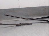 Recambio de brazo limpia delantero derecho para jaguar xe (x760) 2.0 d referencia OEM IAM GX7317527AC T4N1183 VALEO