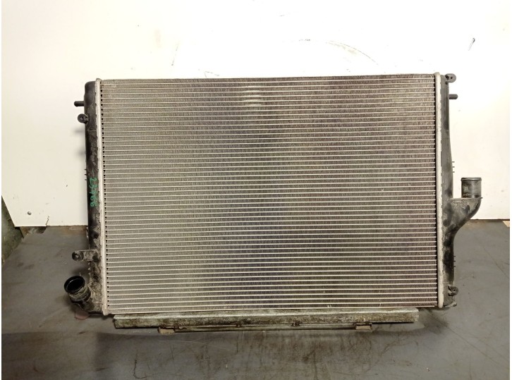 Recambio de radiador agua para dacia sandero 1.5 dci referencia OEM IAM 214100598R 214100598R 