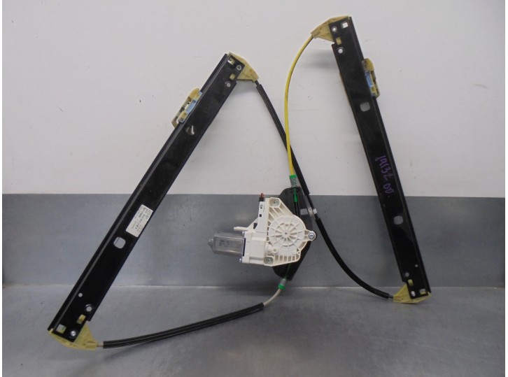 Recambio de elevalunas delantero derecho para audi a4 ber. (b8) 2.0 16v tdi referencia OEM IAM 8K0959802A 2 PINES 4 PUERTAS