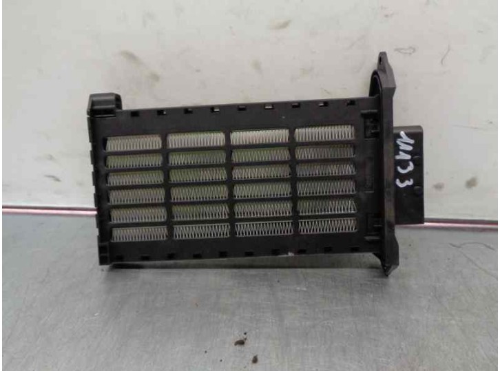 Recambio de resistencia calefaccion para dacia duster 1.2 16v tce cat referencia OEM IAM 7701060006 N103789T VALEO