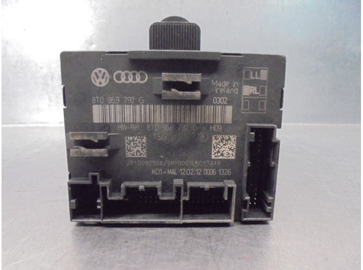 Replacement central locking ECU for Audi A4 saloon (B8) 2.0 16v TDI OEM IAM reference 8T0959792G 