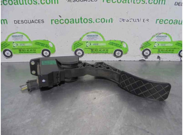 Recambio de potenciometro pedal para seat ibiza (6l1) 1.4 16v referencia OEM IAM 6Q1721503E 0280752215 BOSCH