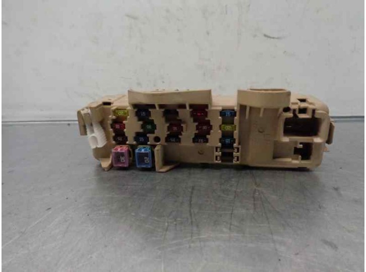 Recambio de caja reles / fusibles para mazda 626 berlina (gf) 2.0 turbodiesel cat referencia OEM IAM 