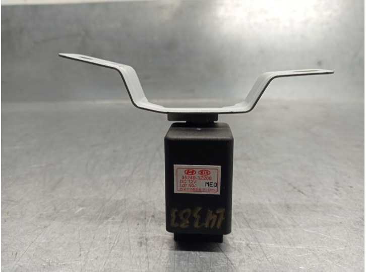 Recambio de rele para hyundai i40 1.7 crdi cat referencia OEM IAM 952403Z200 