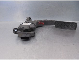 Replacement throttle pedal potentiometer for Audi A4 Ber. (B8) 2.0 16V TDI OEM IAM reference 8K1721523A 6PV00950501 HELLA