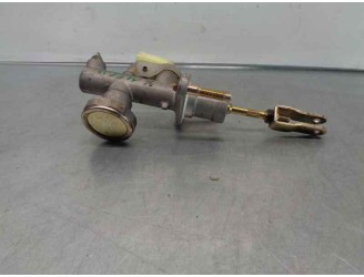 Recambio de bomba embrague para nissan x-trail (t30) 2.2 dci diesel cat referencia OEM IAM 306105M067  