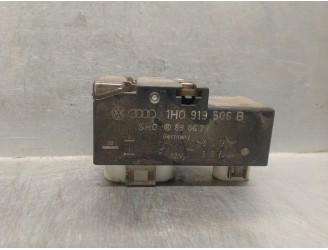 Replacement engine fan relay for Seat Ibiza (6K) 1.8 CAT (ABS, ADZ) OEM IAM reference 1H0919506B 898673 SHO